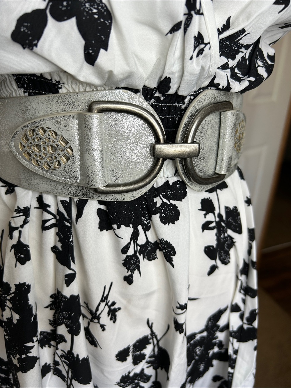 Silver Metallic Women's Wide Waist Belt with Decorative Buckle